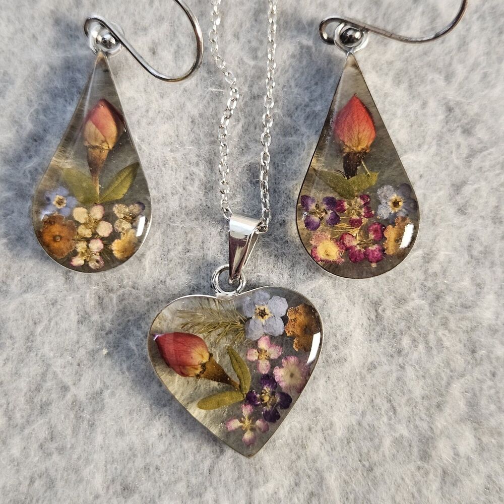 VTG. 925 STERLING ATI heart pendant tear drop earing Set dried flowers 16" chain